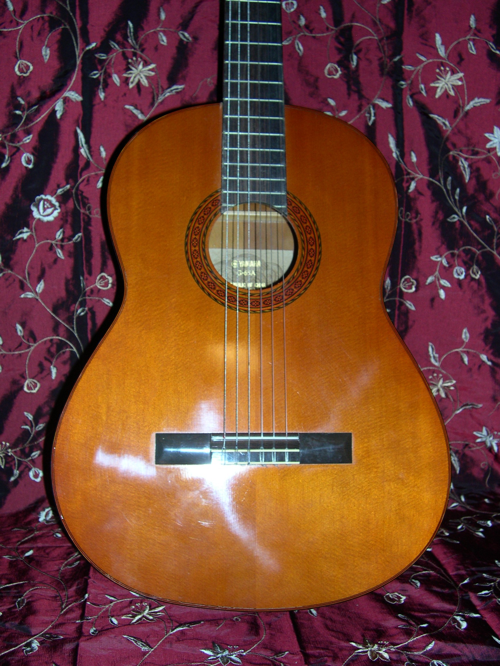 1976 Yamaha G-65A Classical Guitar - Fretboard